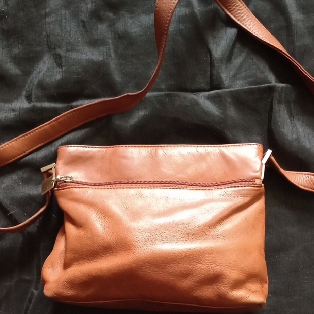Elegant Brown Leather Crossbody Bag